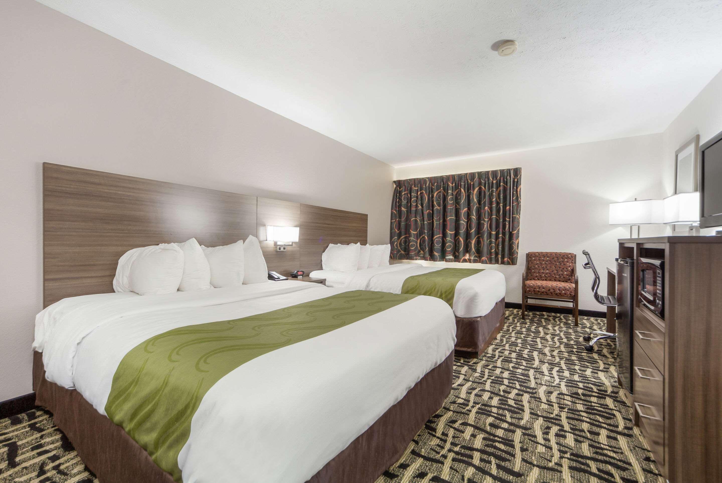 Quality Inn & Suites West Omaha - Ne Linclon Екстериор снимка