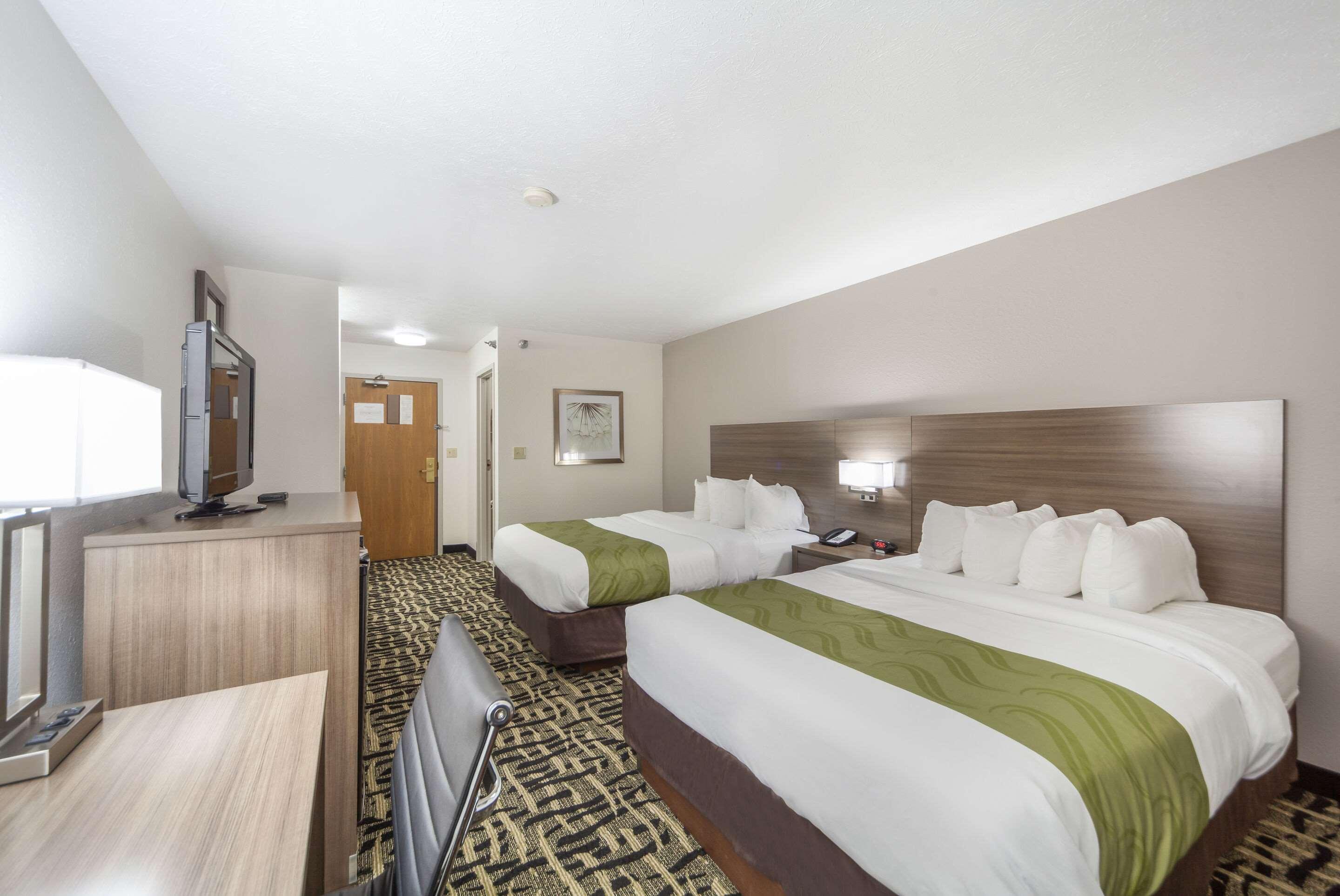 Quality Inn & Suites West Omaha - Ne Linclon Екстериор снимка
