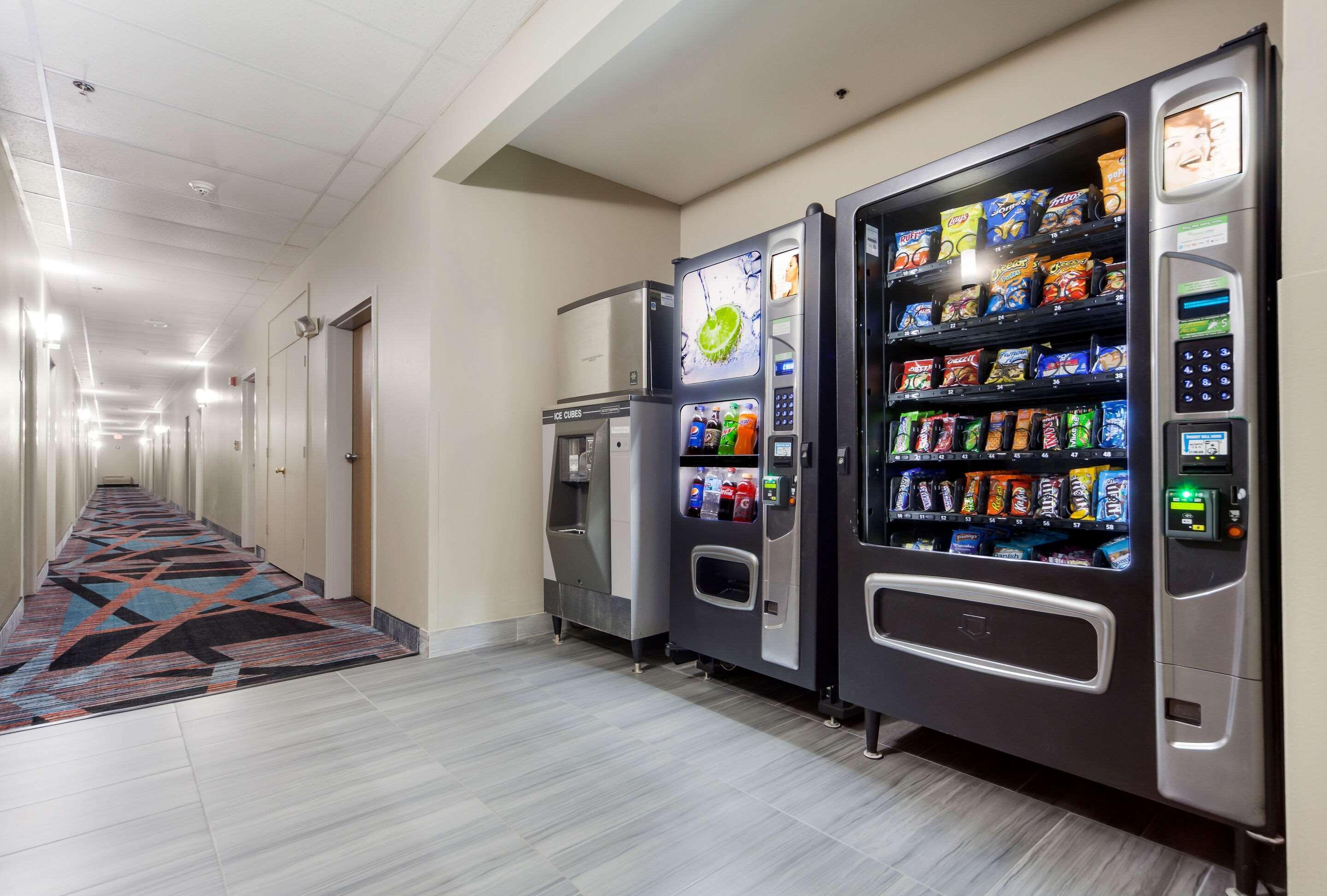 Quality Inn & Suites West Omaha - Ne Linclon Екстериор снимка