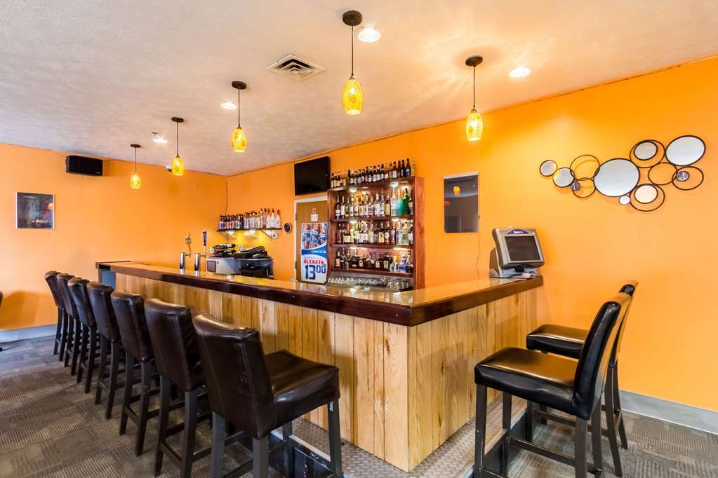 Quality Inn & Suites West Omaha - Ne Linclon Ресторант снимка